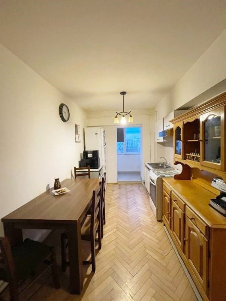 Apartament 3 camere, decomandat, cartier Marasti.