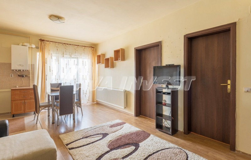 Apartament 2 camere, etaj intermediar, zona Calea Turzii.