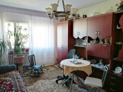 Apartament 3 camere, decomandat, zona Kaufland Marasti.