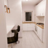 Apartament 3 camere, etaj intermediar, renovat, zona Calea Floresti.