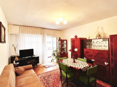 Apartament 2 camere, decomandat, etaj intermediar, Marasti.