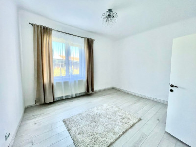 Apartament 1 camera, 33 mp, finisat, zona strazii Bucuresti.