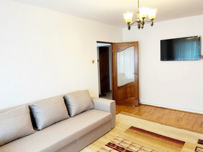 Apartament 2 camere, decomandat, etaj intermediar, Marasti.