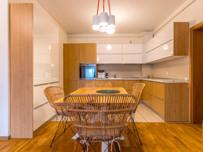 Apartament deosebit  in apropiere de UMF si Hasdeu, garaj