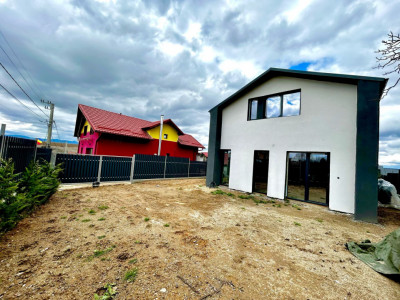 Casă individuală, semifinisată – liniște și confort, Salicea