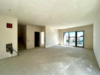 Apartament pe 2 niveluri, terasa, locație exclusivistă, zona Europa.