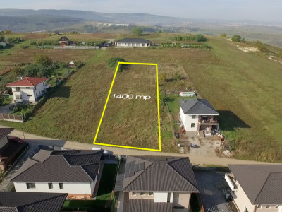 Teren intravilan, 1.400 mp, str. Crangului