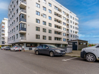 Apartament cu 3 camere, mobilat și utilat, strada Rodnei.