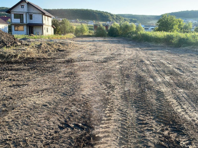 Teren 2.000 mp, proiect 2 duplexuri, Chinteni, posibilitate parcelare