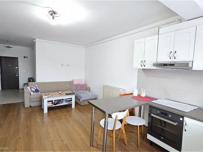 Apartament 2 camere, strada Sub Cetate, parcare inclusa