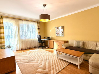 Apartament 3 camere cu 2 parcări incluse, lângă Grand Hotel Italia