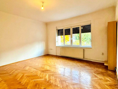 Spațiu ideal pentru birou, parter, Andrei Mureșanu, 60 mp, acces facil.