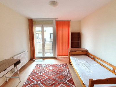 Garsoniera mobilata si utilata, etaj intermediar, zona Iulius Mall