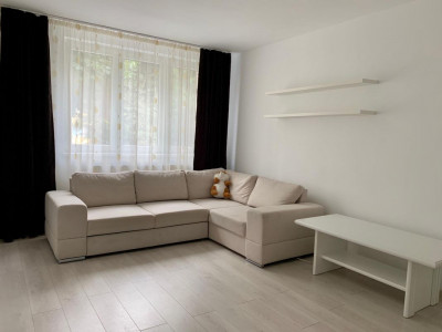 Apartament 2 camere, finisat si mobilat modern, etaj intermediar, zona Horea.